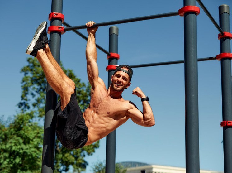 Parques de calistenia con barras de dominadas en Meliana Ejercicios de fuerza y movilidad para el back lever en Meliana
